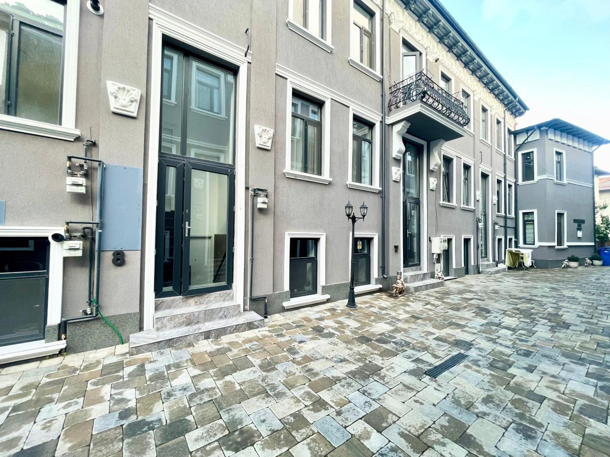 Апартаменти Old Town Retreat No 8 Бухарест Екстер'єр фото